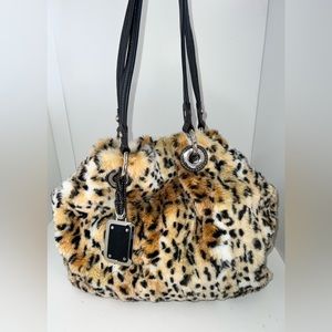 B Makowski faux cheetah 🐆 Nairobi large tote.